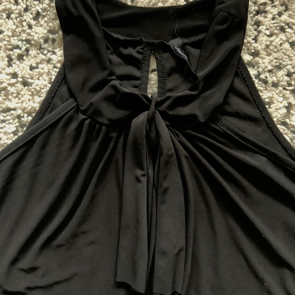 Black sleeveless tie-neck blouse - Picture 4 of 6